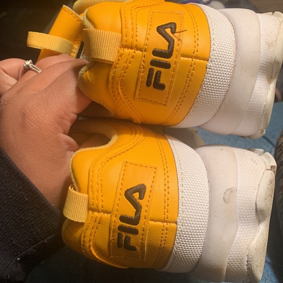 These are old! I don’t wear them anymore. - Picture 3 of 3